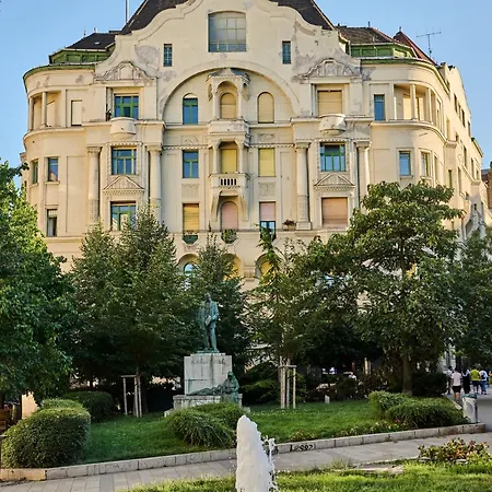 Апартаменты Cozy Family Friendly Bestlocation 90sqm