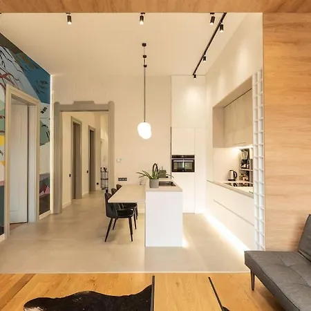 アパート Cozy Family Friendly Bestlocation 90sqm ブダペスト