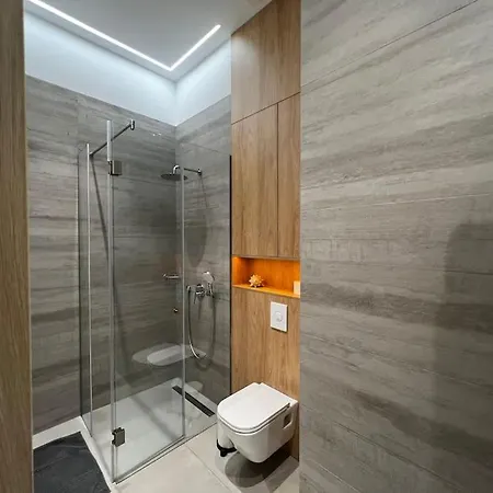 Cozy Family Friendly Bestlocation 90sqm 아파트 *